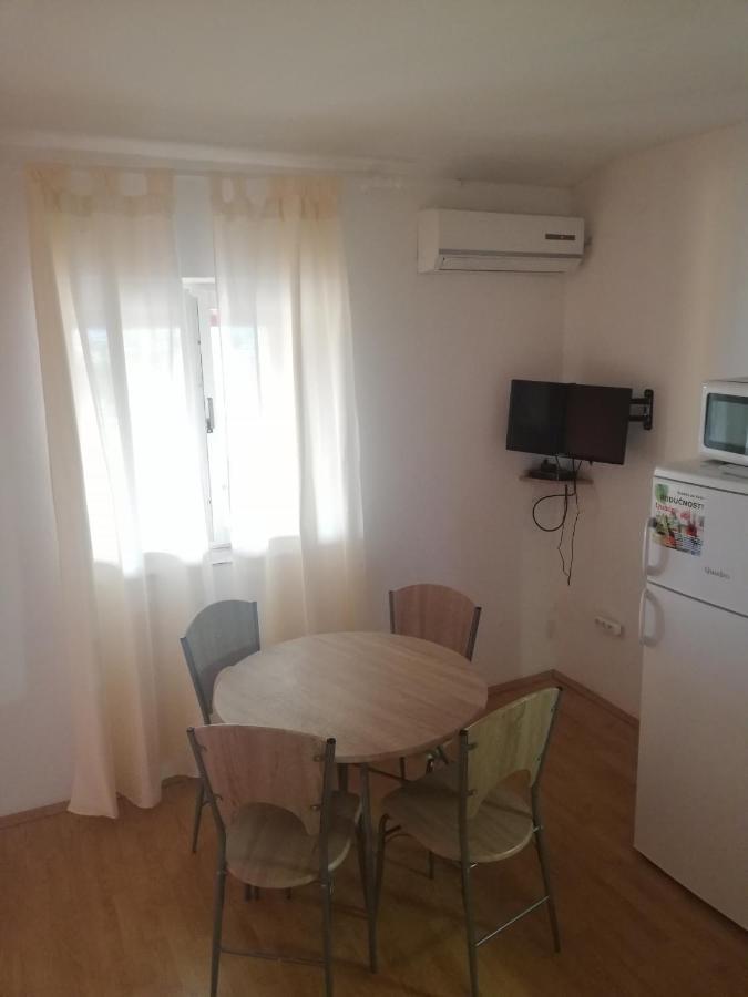 Apartments Lucija Solaris 시베니크 외부 사진